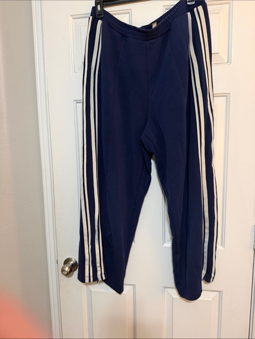 Torrid women’s  Track Pants with White Side Stripes